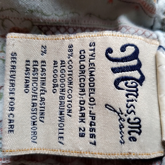 Miss Me Reminisce Women's Boot Cut Dark Wash Jeans Size 27 - Picture 11 of 14